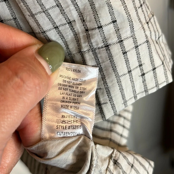 Stylish short sleeve top windbreaker fabric women’s L gray drawstring neckline - Picture 5 of 8